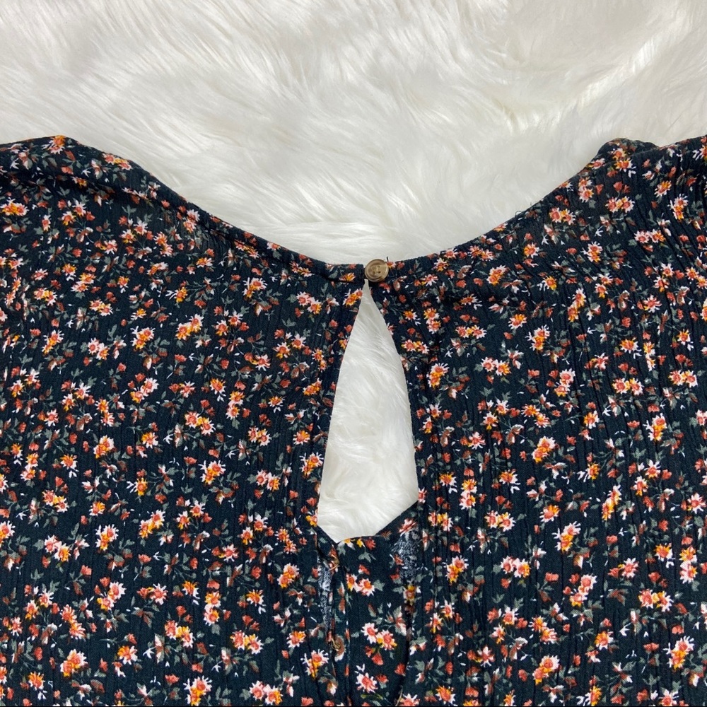 American Eagle floral fall romper - Picture 5 of 8